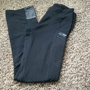 Lululemon running crops